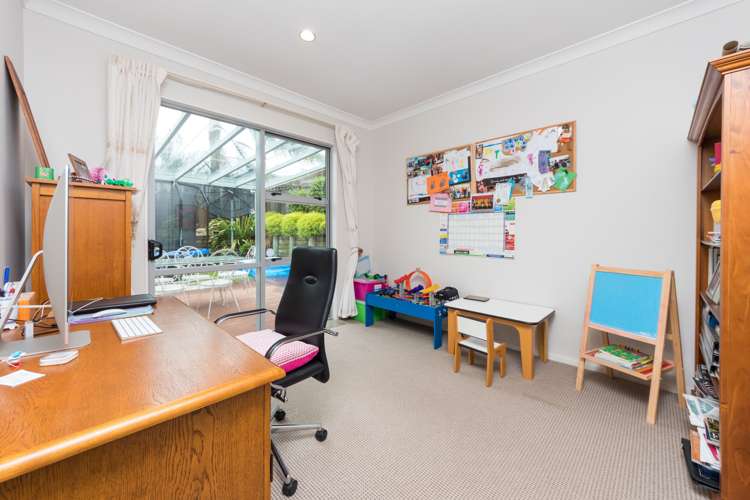 41 Salford Crescent Flat Bush_19