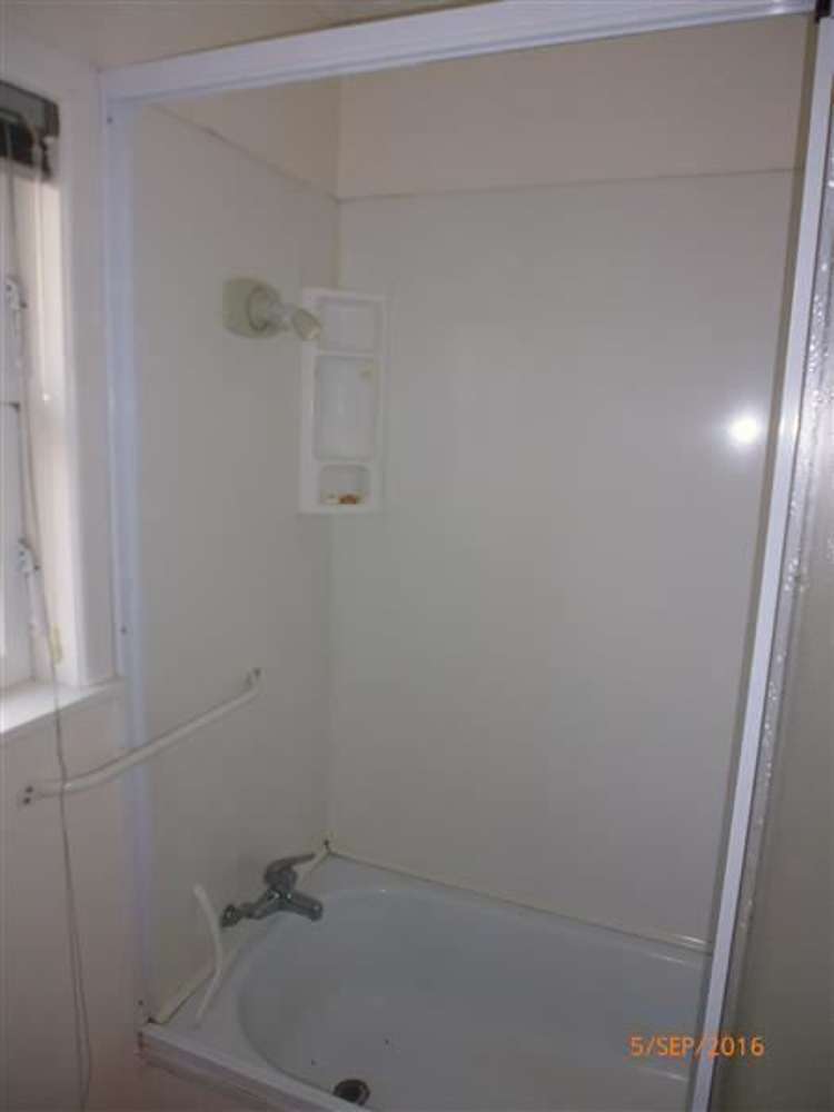 5 Willis Avenue Pukekohe_12