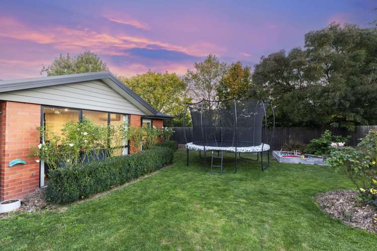 8 Walter Place Kirwee_19