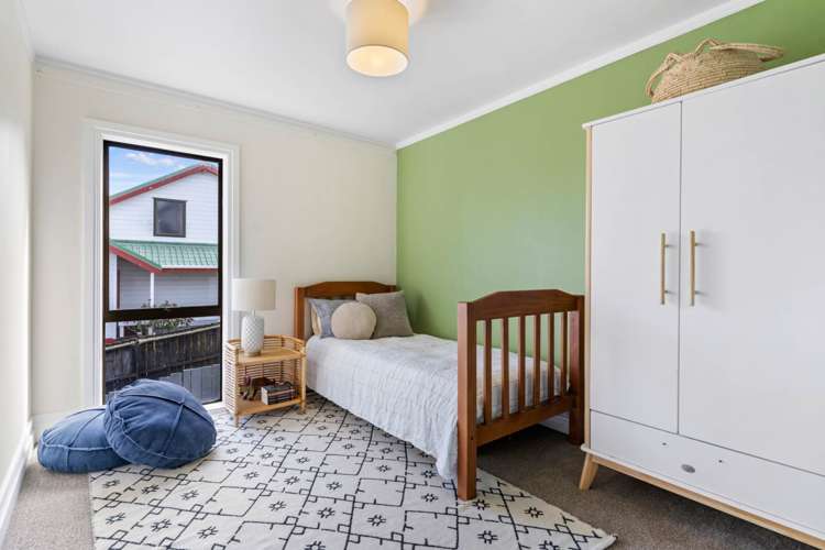 37 Amorino Drive Red Beach_14