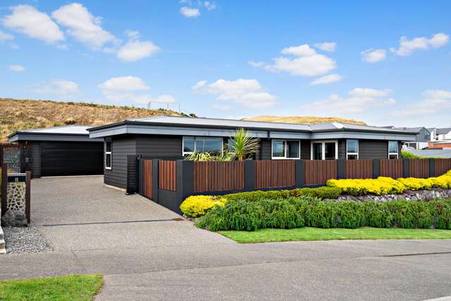 Stylish Elegance in Woodridge