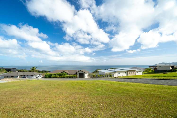 21 Eagles Way Cable Bay_7