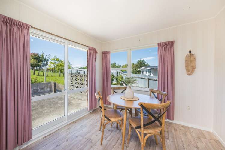 25 Homelands Avenue_5