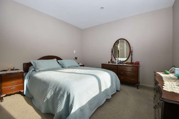 75 Ashmore Park Road Carterton_9