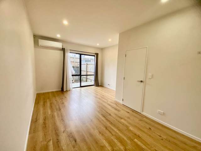 Creekside Way Flat Bush_3