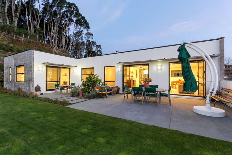 82 Karamea Street Whalers Gate_0