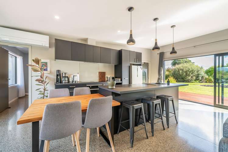 260 Fairview Drive Akatarawa_8