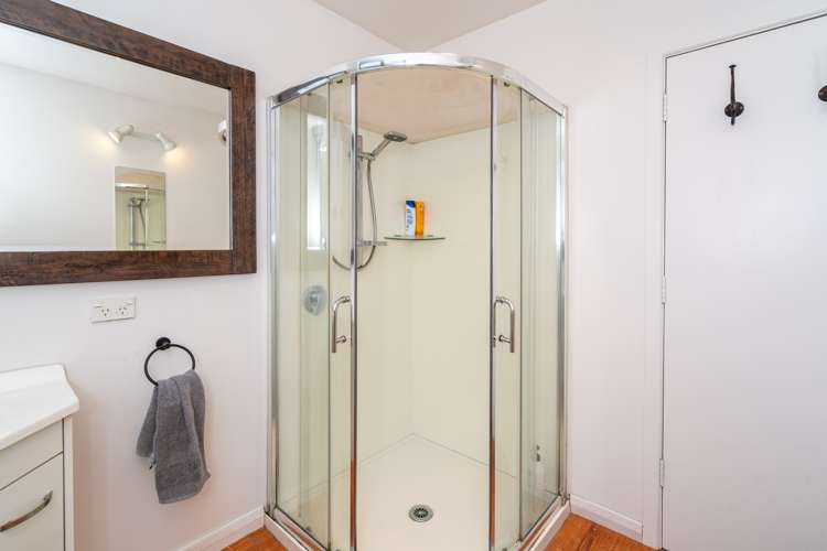 8 Quarry Road Green Island_14