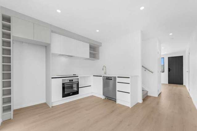 146E Methuen Road New Windsor_4