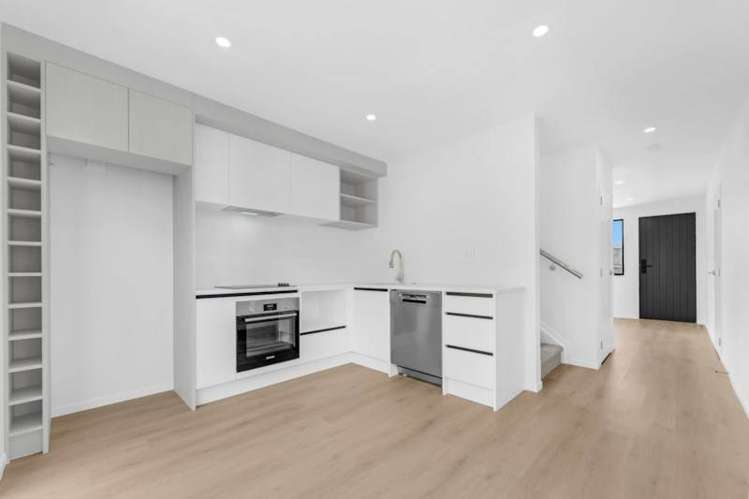 146E Methuen Road_4