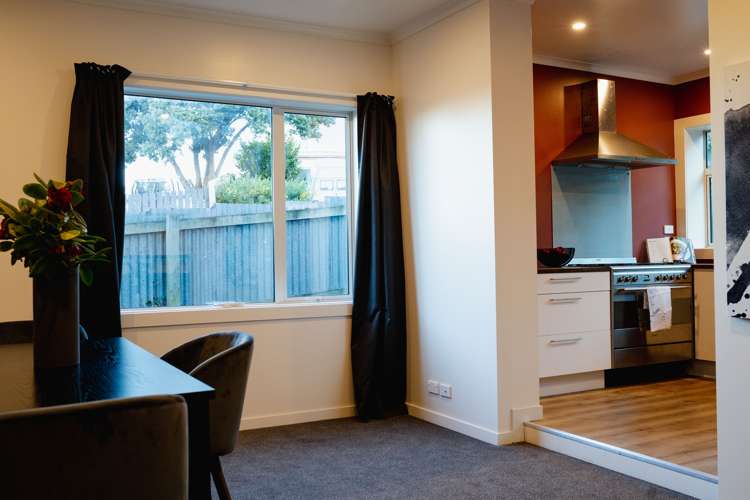 2 Middleton Road Kew_15