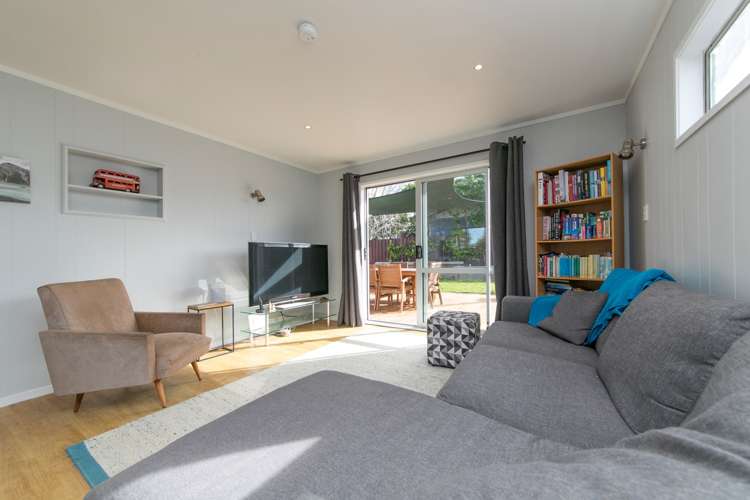 2/2 Cutler Street New Lynn_9