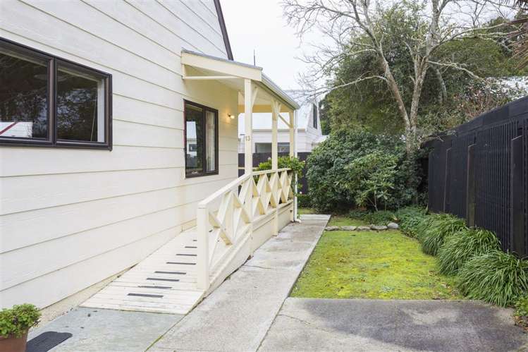 13 Hillside Lane The Brook_8