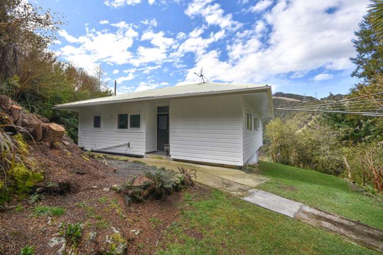 11 Morepork Lane Waipori_32