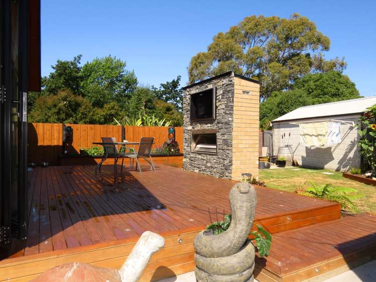 2/241 Waterloo Road Hornby_2