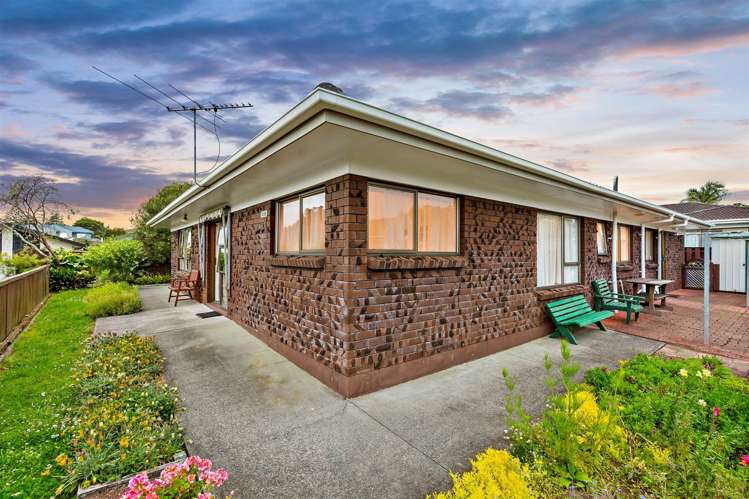 1/38 Miltonia Avenue Te Atatu South_13