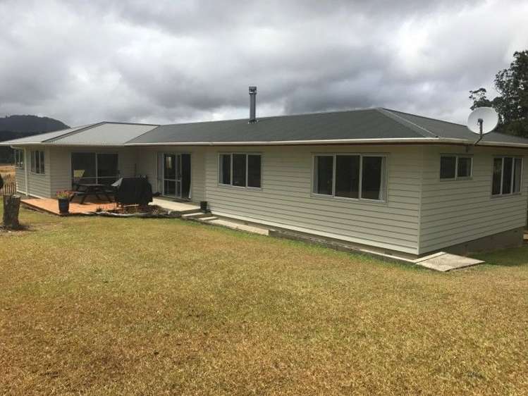 1577 Tangowahine Valley Road Dargaville Surrounds_9