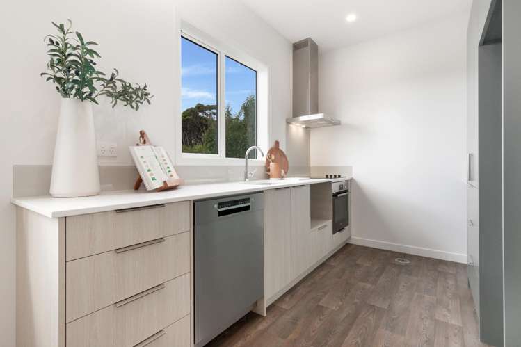 1-63 Harbour View Drive Whitby_12