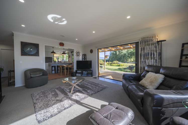 423A Te Anau Mossburn Highway Te Anau_6