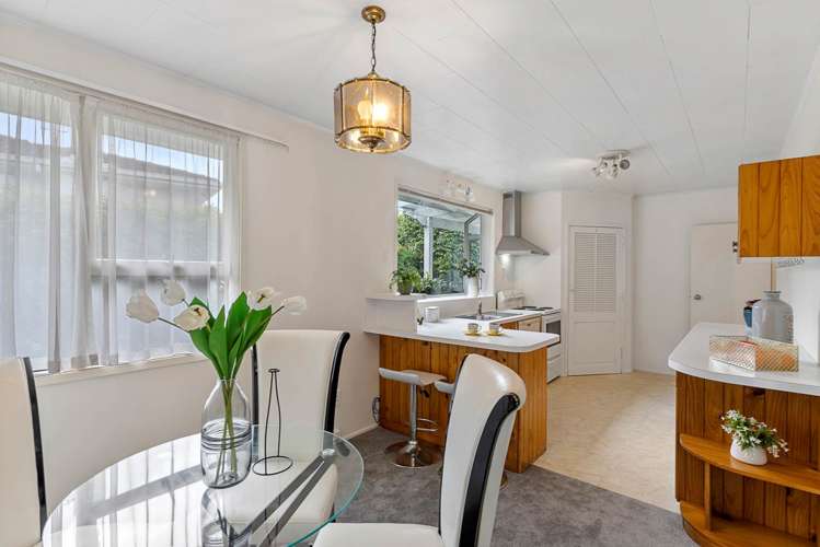 22 Malvina Place Bucklands Beach_16