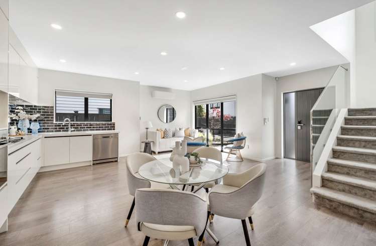 61A Seabrook Avenue New Lynn_1
