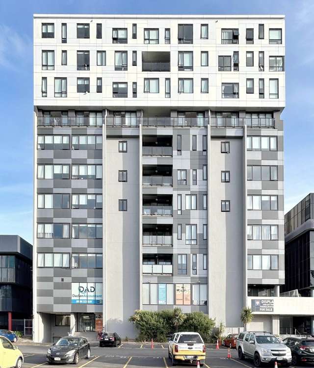 2 Beddie near all amenities !!