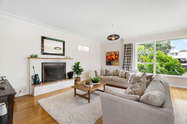 28 Glen Atkinson Street St Heliers_10