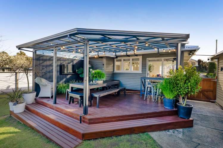 52 Swansea Road Stratford_13