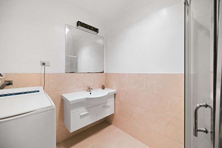 2/41 York Street Hamilton East_11