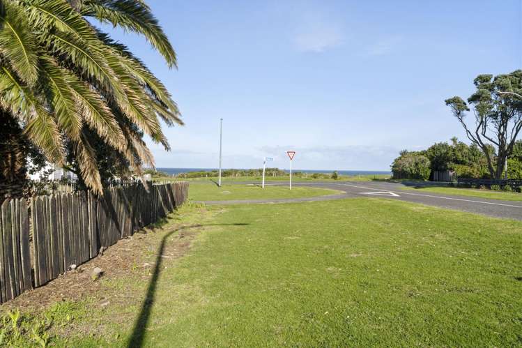 1 Tennyson Street Opunake_22