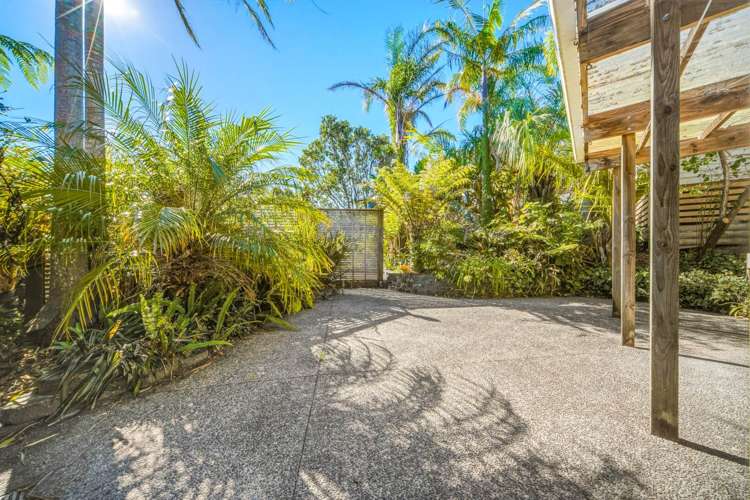 938 East Coast Road Northcross_11