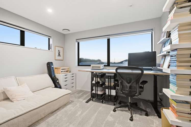 29 Carnaveron Drive Lincoln_12