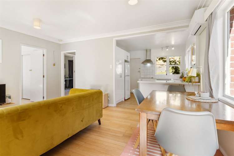 3/6 Kororo Street Northcote_7