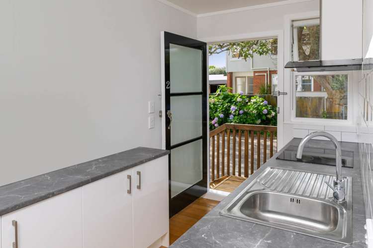 2/4 Sydney Street Hauraki_6