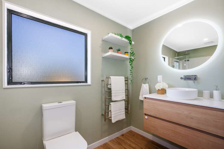 16 Mcmanaway Grove Stokes Valley_17