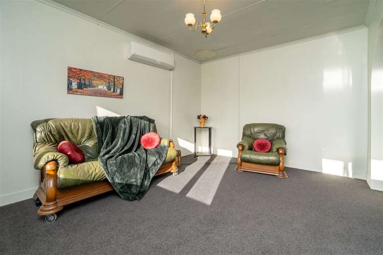 35 Easther Crescent Kew_8