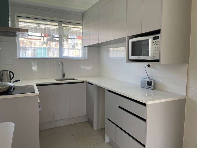 2/75 Seabrook Avenue New Lynn_6