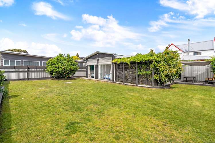 208 Port Road Whangamata_29