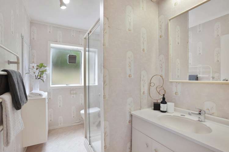 267 Forest Hill Road Waiatarua_24