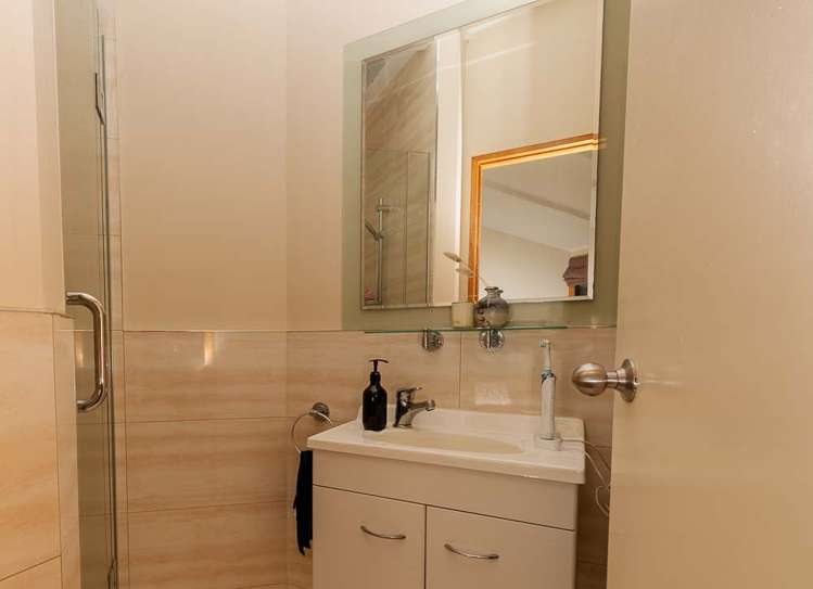 33A Island Bay Road 1603_9