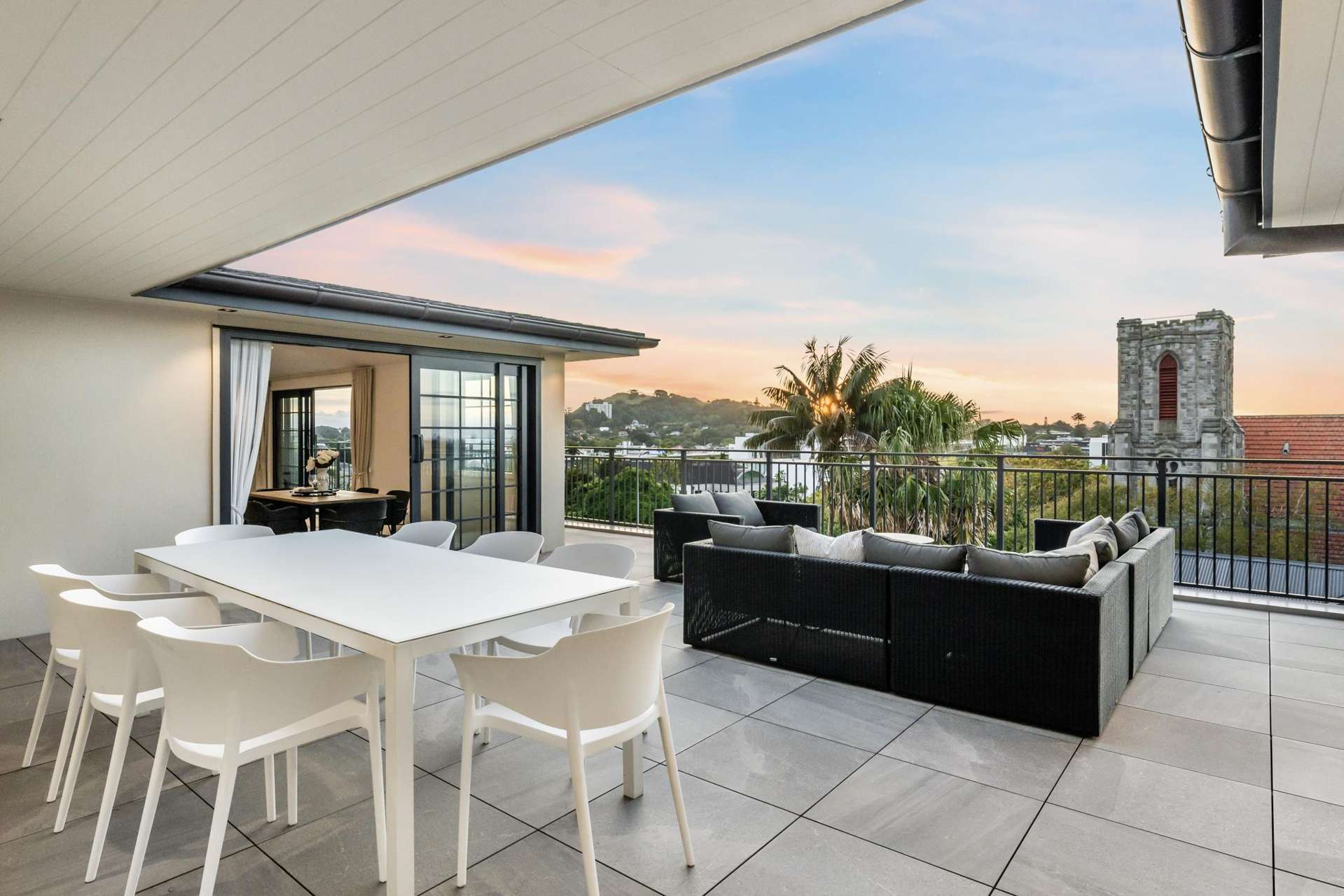 10/2 Bassett Road Remuera_0
