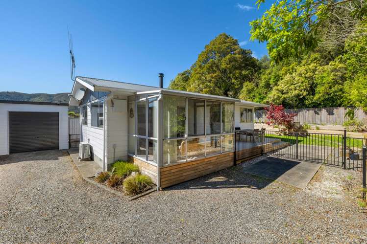 1/105 Main Road Havelock_2