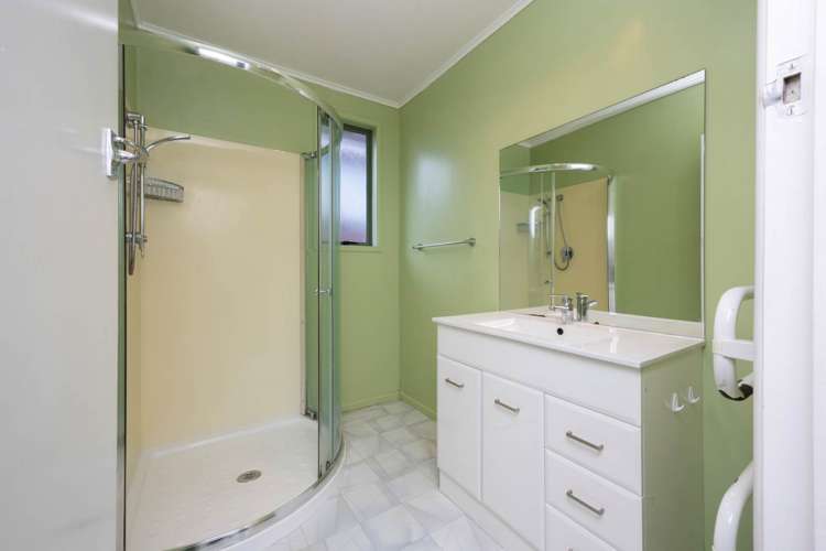 240 Henderson Valley Road Henderson_12