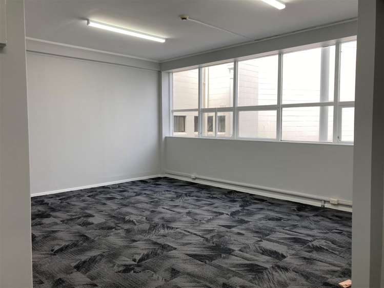 First Floor, 4 Cobham Court Porirua_5