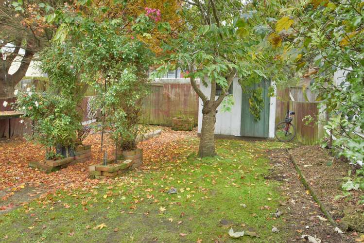 75 North Road North East Valley_16