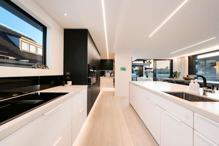 59 Marine Parade Mt Maunganui_10