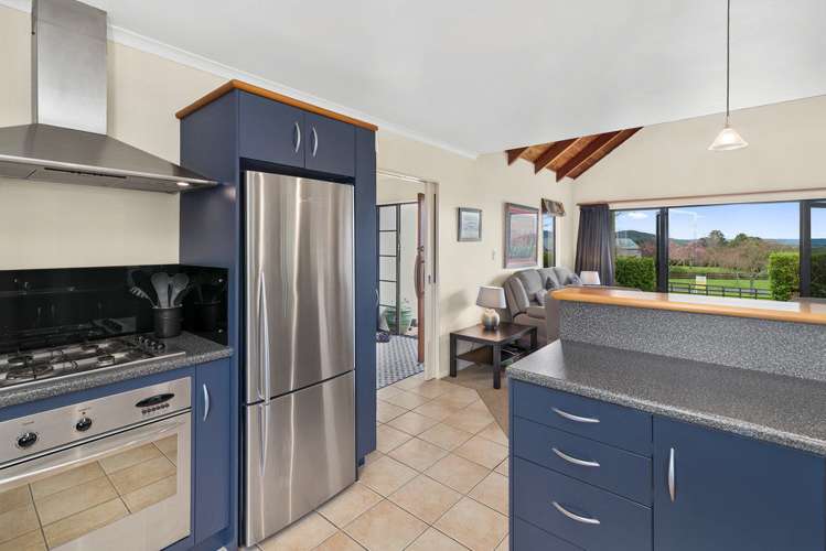 3 Coburg Place Tikitere_12