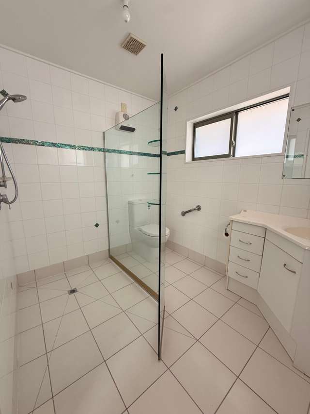 A/2 Lester Place Witherlea_4
