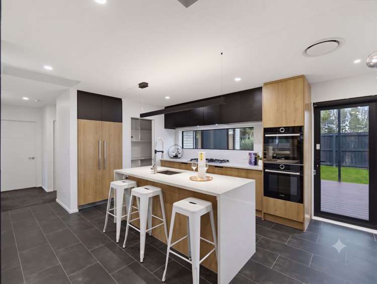 20 Petunia Drive Wigram_2