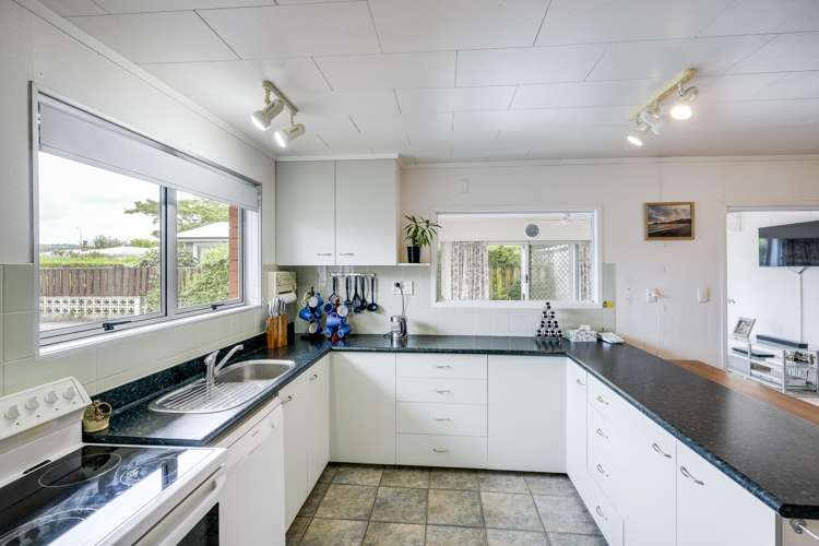 5/25 Moeller Street Taradale_4